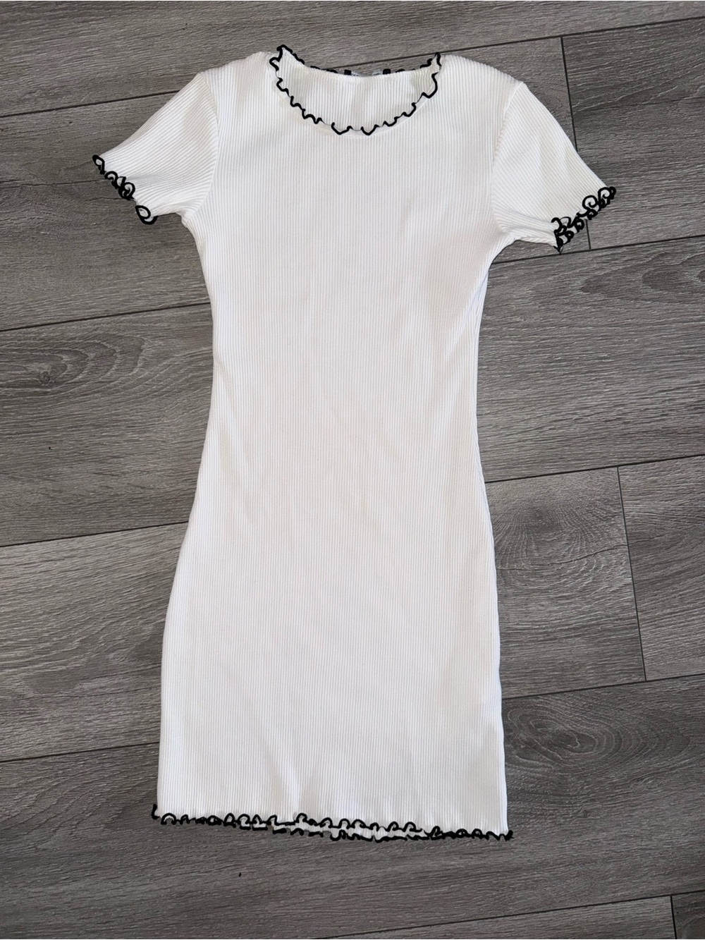 Preppy minimalist Zara mini Dress with Black Ruffle Trim